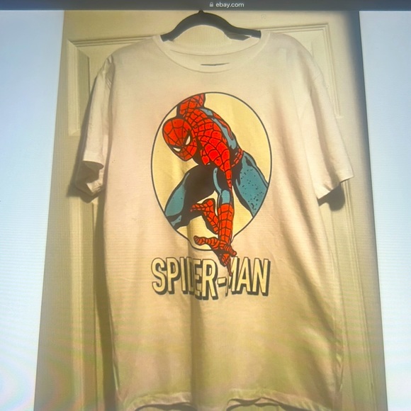 Marvel Spider Man Men’s T-Shirt  Size Médium - Picture 2 of 4